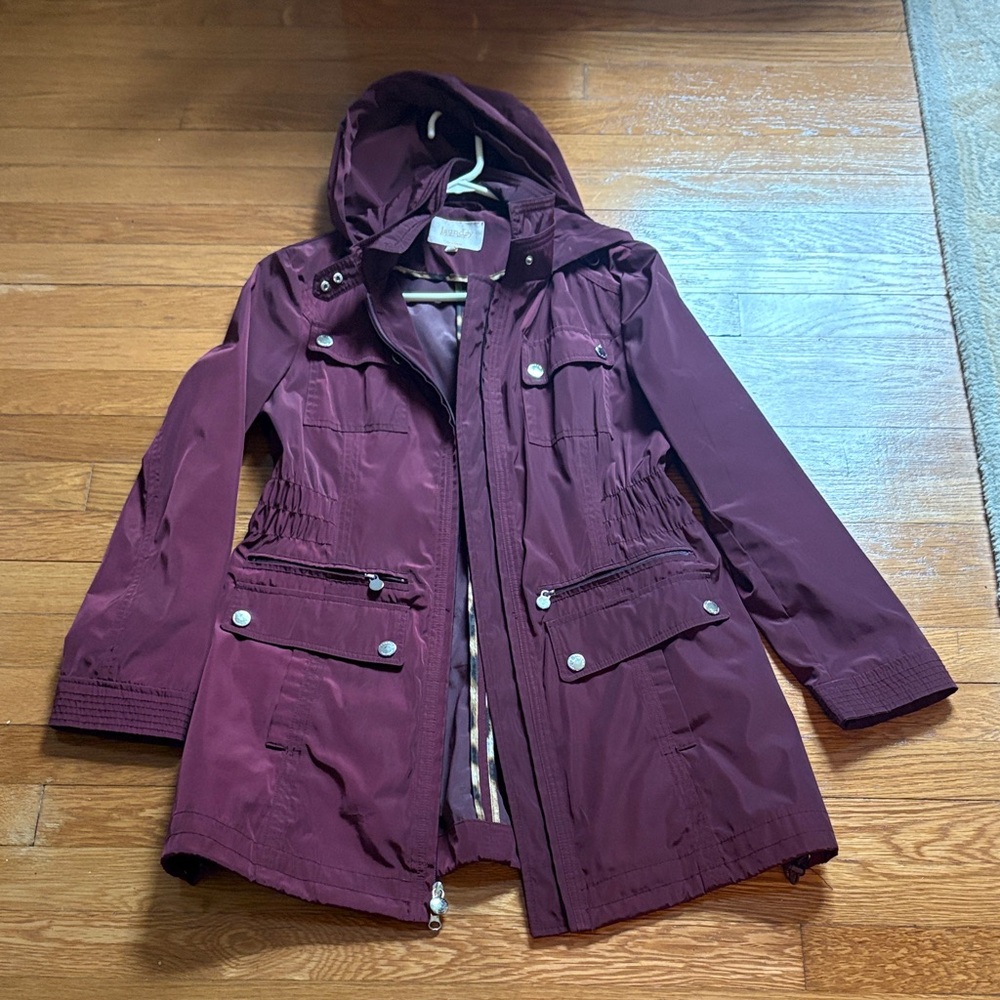 Laundry by Shelli Segal Burgundy Maroon Hooded Raincoat Jacket Small Petite